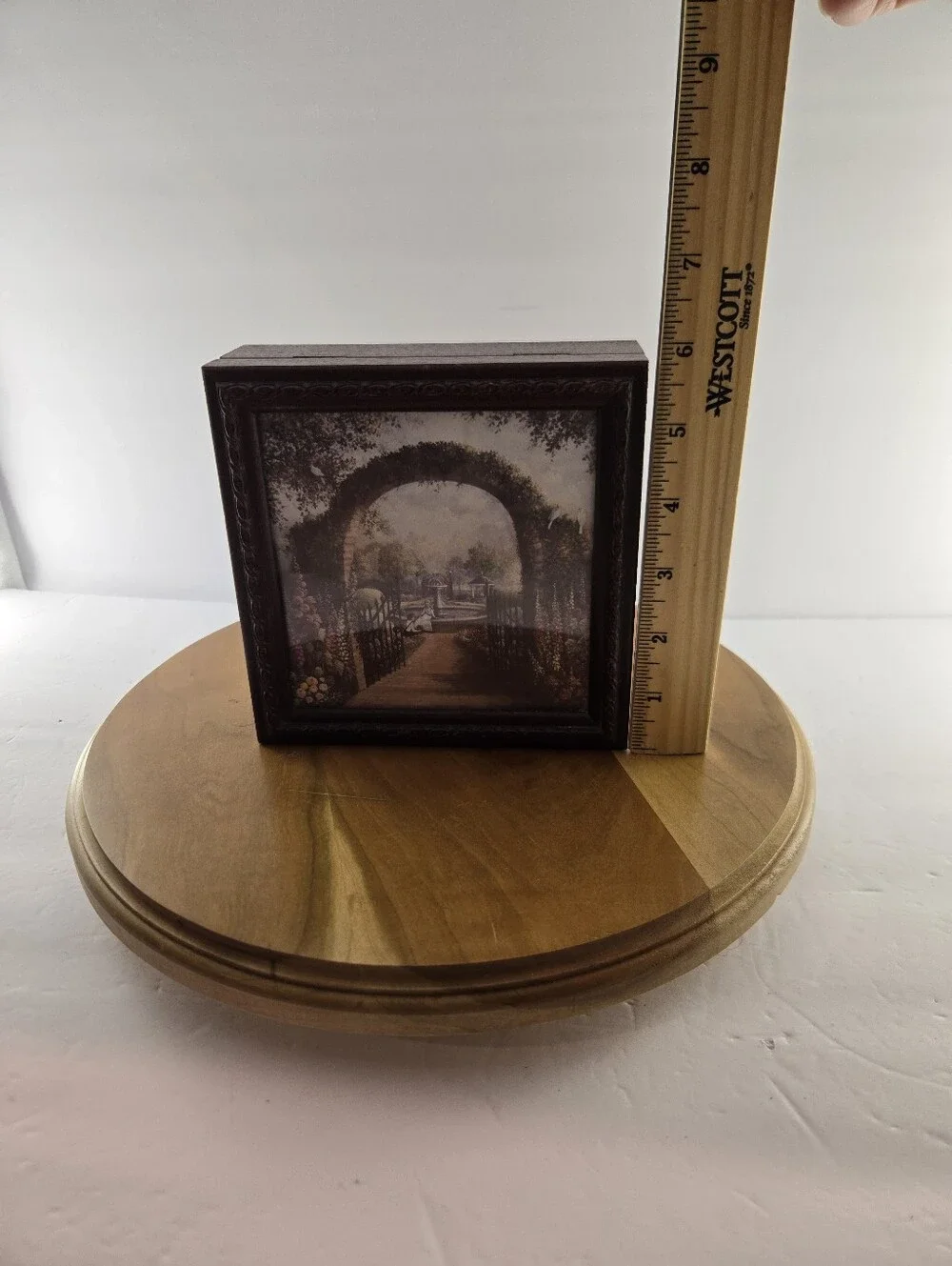 Wooden Keepsake Trinket Box | Cottage Garden Frame Lid Clamshell, Vintage